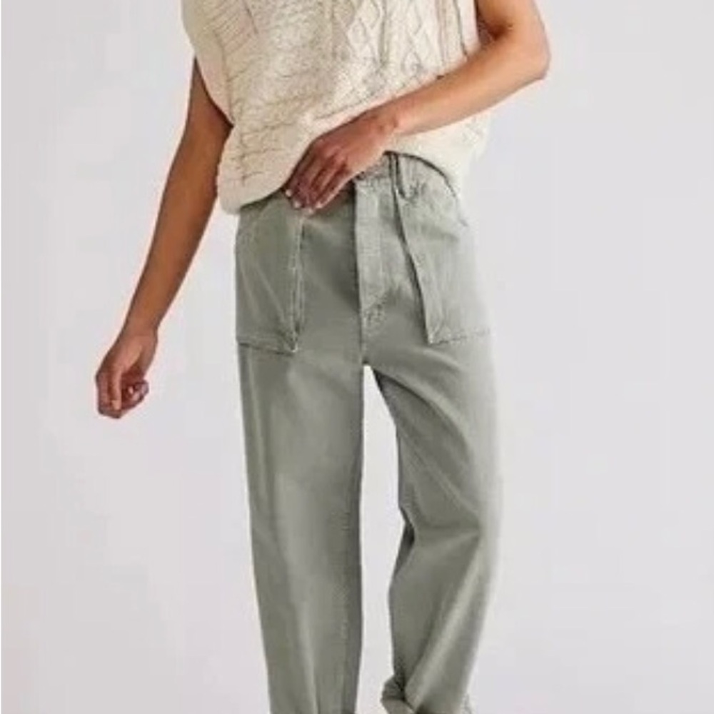 NWT MOTHER High Waisted Curbside Utility Sneak Pants in Spoiler Alert Women's 30